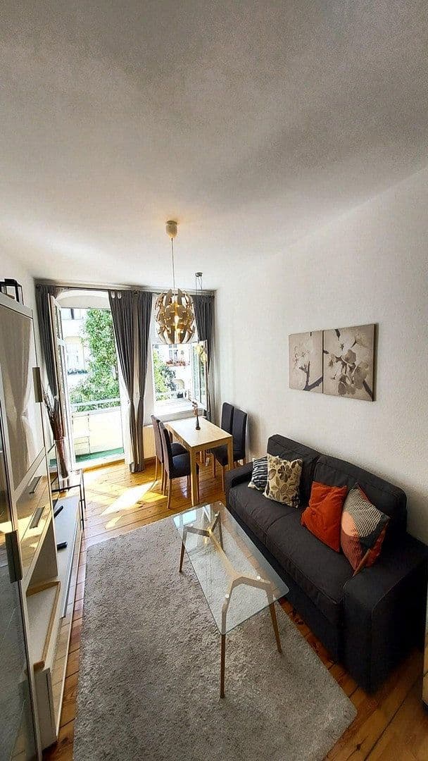 Pronájem bytu 2+1 56 m², Berlin, Berlín Pronájem bytu 2+1 56 m², Berlin, Berlín