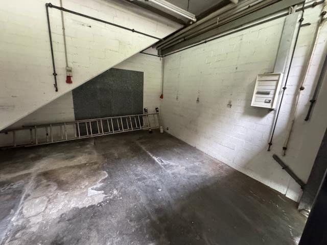 Pronájem nebytového prostoru 2.024 m², Schlierbach, Bádensko-Württembersko Pronájem nebytového prostoru 2.024 m², Schlierbach, Bádensko-Württembersko