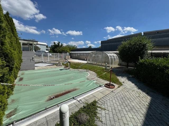 Pronájem nebytového prostoru 2.024 m², Schlierbach, Bádensko-Württembersko Pronájem nebytového prostoru 2.024 m², Schlierbach, Bádensko-Württembersko