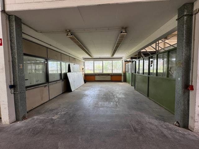 Pronájem nebytového prostoru 2.024 m², Schlierbach, Bádensko-Württembersko Pronájem nebytového prostoru 2.024 m², Schlierbach, Bádensko-Württembersko
