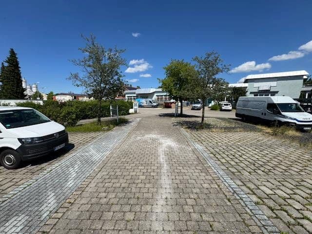 Pronájem nebytového prostoru 2.024 m², Schlierbach, Bádensko-Württembersko Pronájem nebytového prostoru 2.024 m², Schlierbach, Bádensko-Württembersko