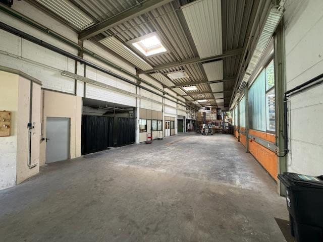 Pronájem nebytového prostoru 2.024 m², Schlierbach, Bádensko-Württembersko Pronájem nebytového prostoru 2.024 m², Schlierbach, Bádensko-Württembersko