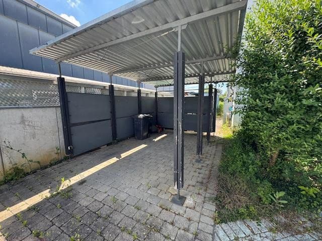 Pronájem nebytového prostoru 2.024 m², Schlierbach, Bádensko-Württembersko Pronájem nebytového prostoru 2.024 m², Schlierbach, Bádensko-Württembersko