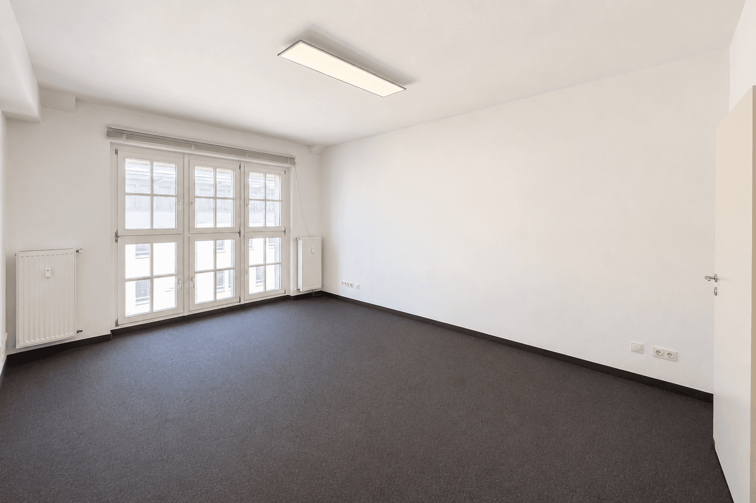 Pronájem kanceláře 364 m², Döppersberg 19, Wuppertal, Severní Porýní-Vestfálsko Pronájem kanceláře 364 m², Döppersberg 19, Wuppertal, Severní Porýní-Vestfálsko