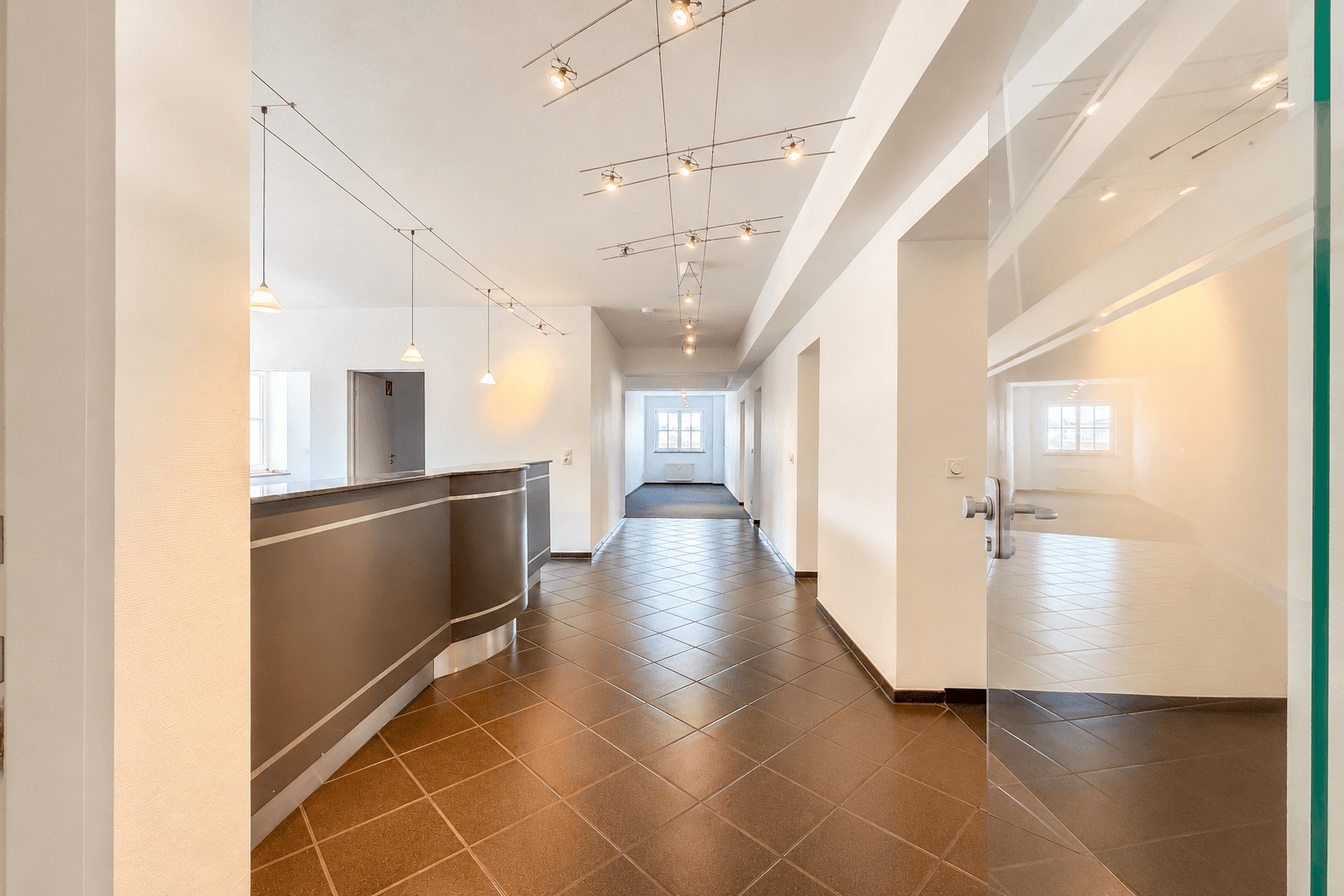 Pronájem kanceláře 364 m², Döppersberg 19, Wuppertal, Severní Porýní-Vestfálsko Pronájem kanceláře 364 m², Döppersberg 19, Wuppertal, Severní Porýní-Vestfálsko