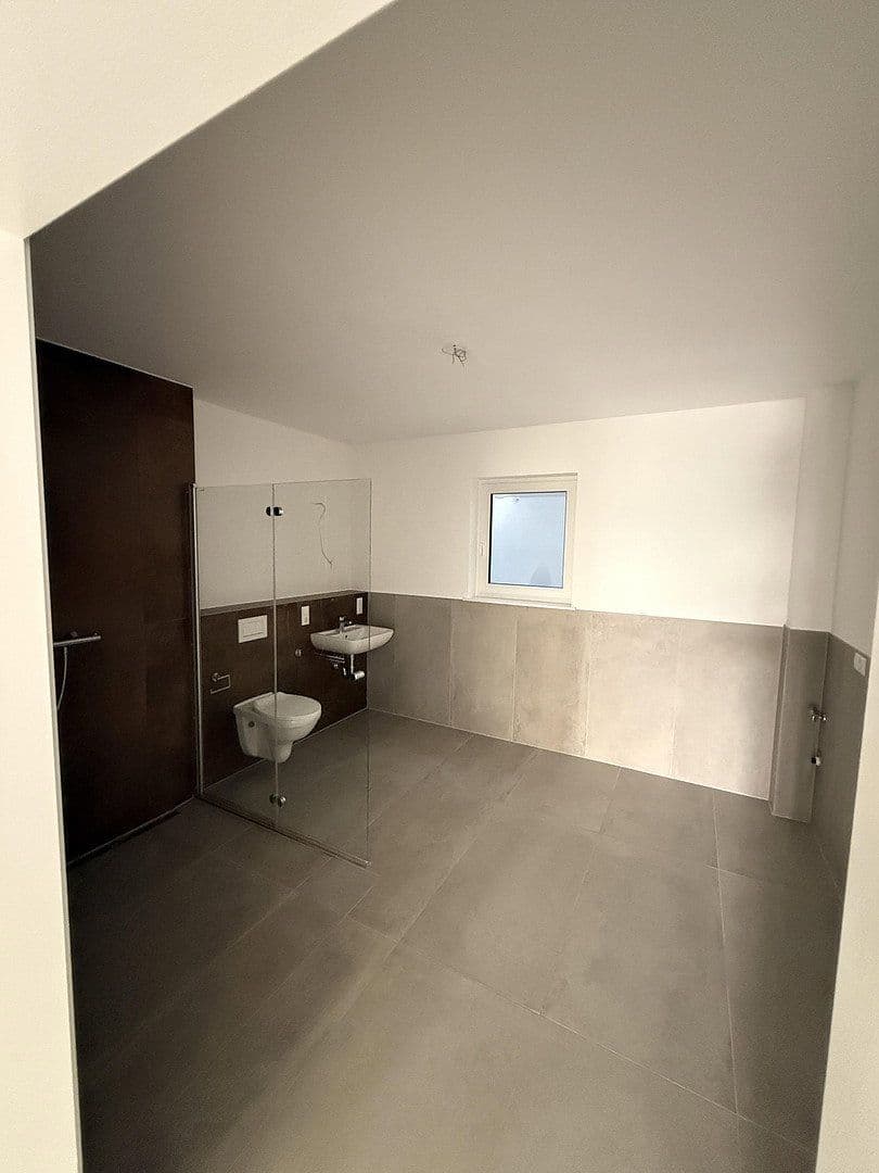 Pronájem bytu 3+kk 115 m², Höhenstraße 2, Hümmerich, Porýní-Falc Pronájem bytu 3+kk 115 m², Höhenstraße 2, Hümmerich, Porýní-Falc