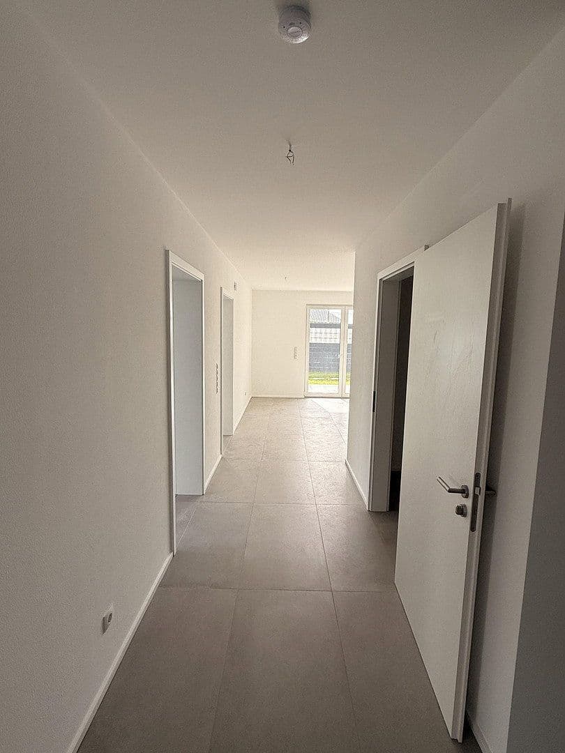 Pronájem bytu 3+kk 115 m², Höhenstraße 2, Hümmerich, Porýní-Falc Pronájem bytu 3+kk 115 m², Höhenstraße 2, Hümmerich, Porýní-Falc