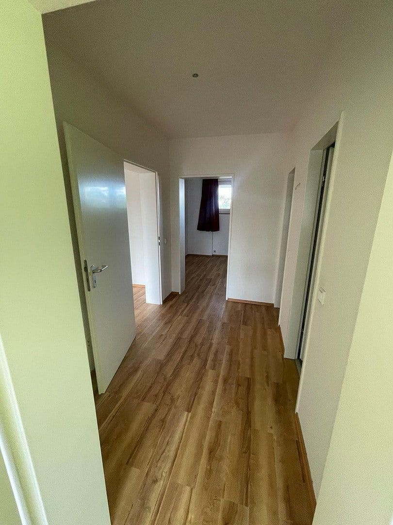 Pronájem bytu 3+1 90 m², Kaarst, Severní Porýní-Vestfálsko Pronájem bytu 3+1 90 m², Kaarst, Severní Porýní-Vestfálsko