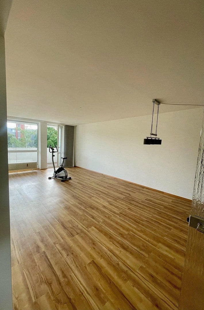 Pronájem bytu 3+1 90 m², Kaarst, Severní Porýní-Vestfálsko Pronájem bytu 3+1 90 m², Kaarst, Severní Porýní-Vestfálsko