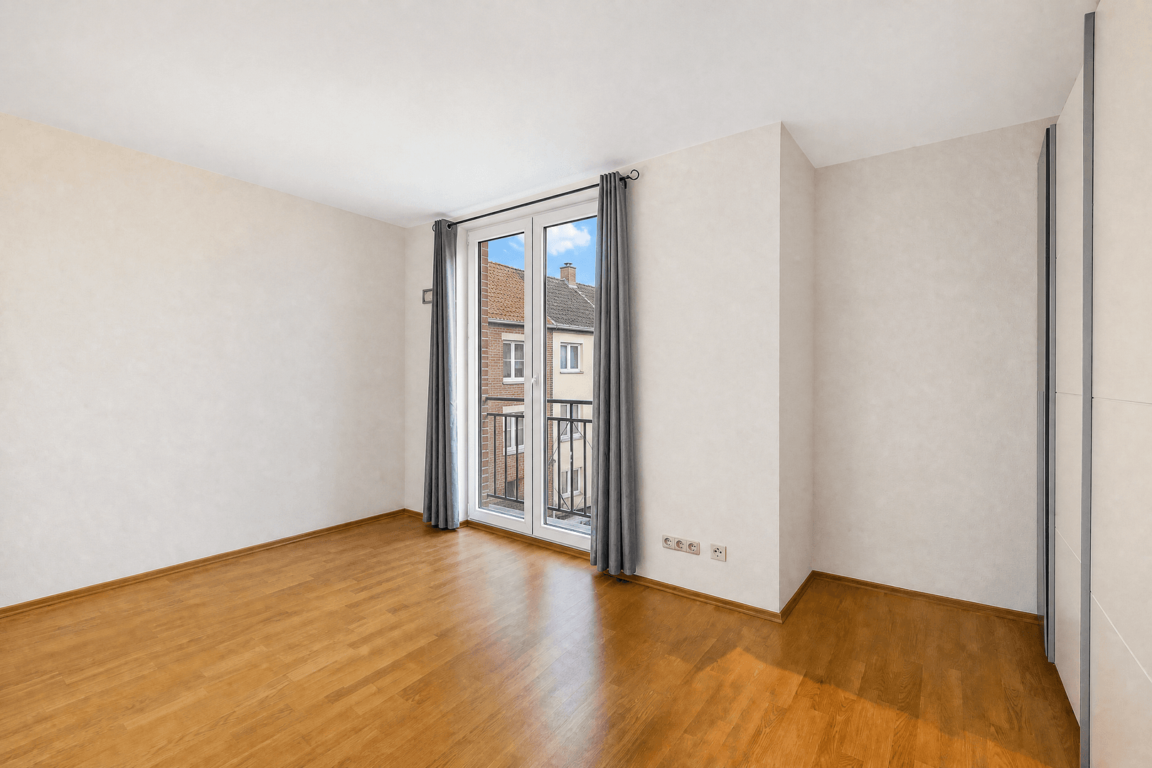 Prodej bytu 3+1 104 m², Mainz, Porýní-Falc Prodej bytu 3+1 104 m², Mainz, Porýní-Falc