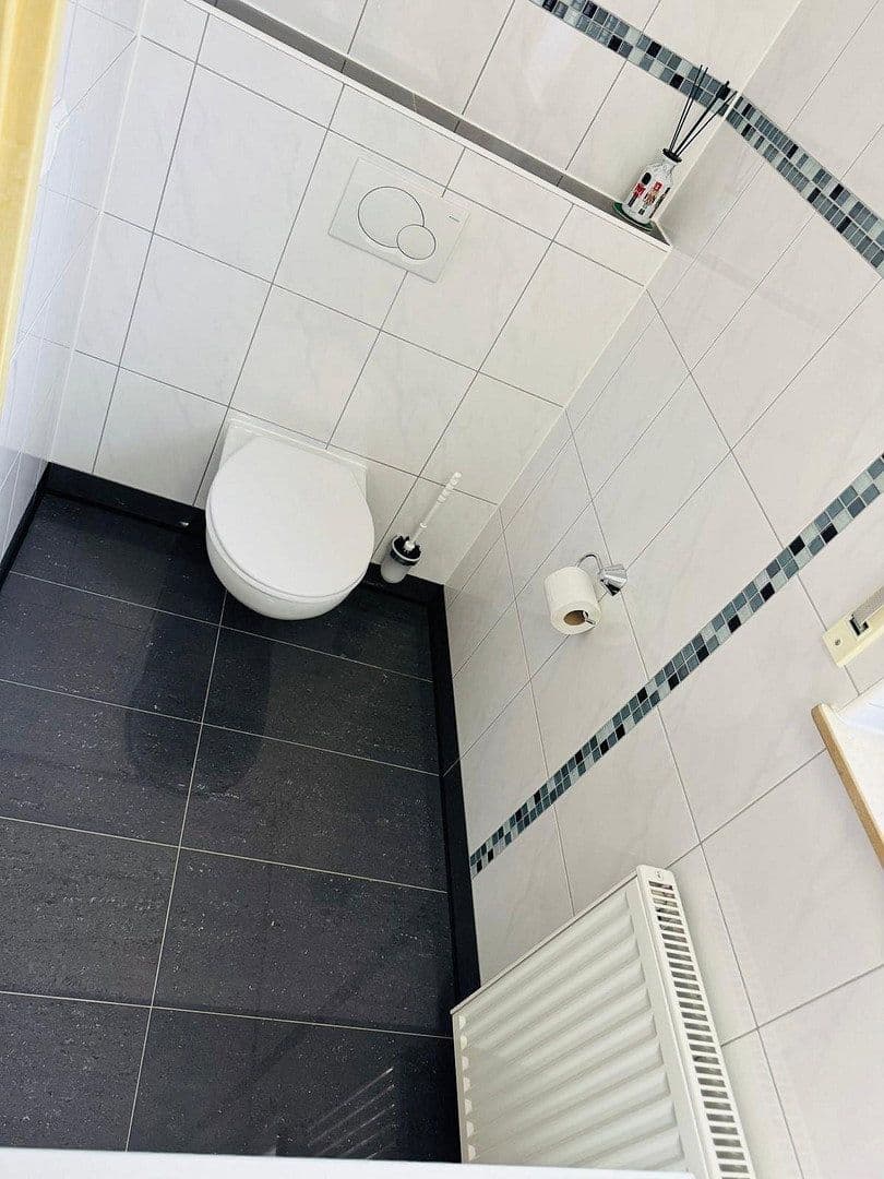 Prodej domu 180 m², pozemek 300 m², Künzelsau, Bádensko-Württembersko Prodej domu 180 m², pozemek 300 m², Künzelsau, Bádensko-Württembersko