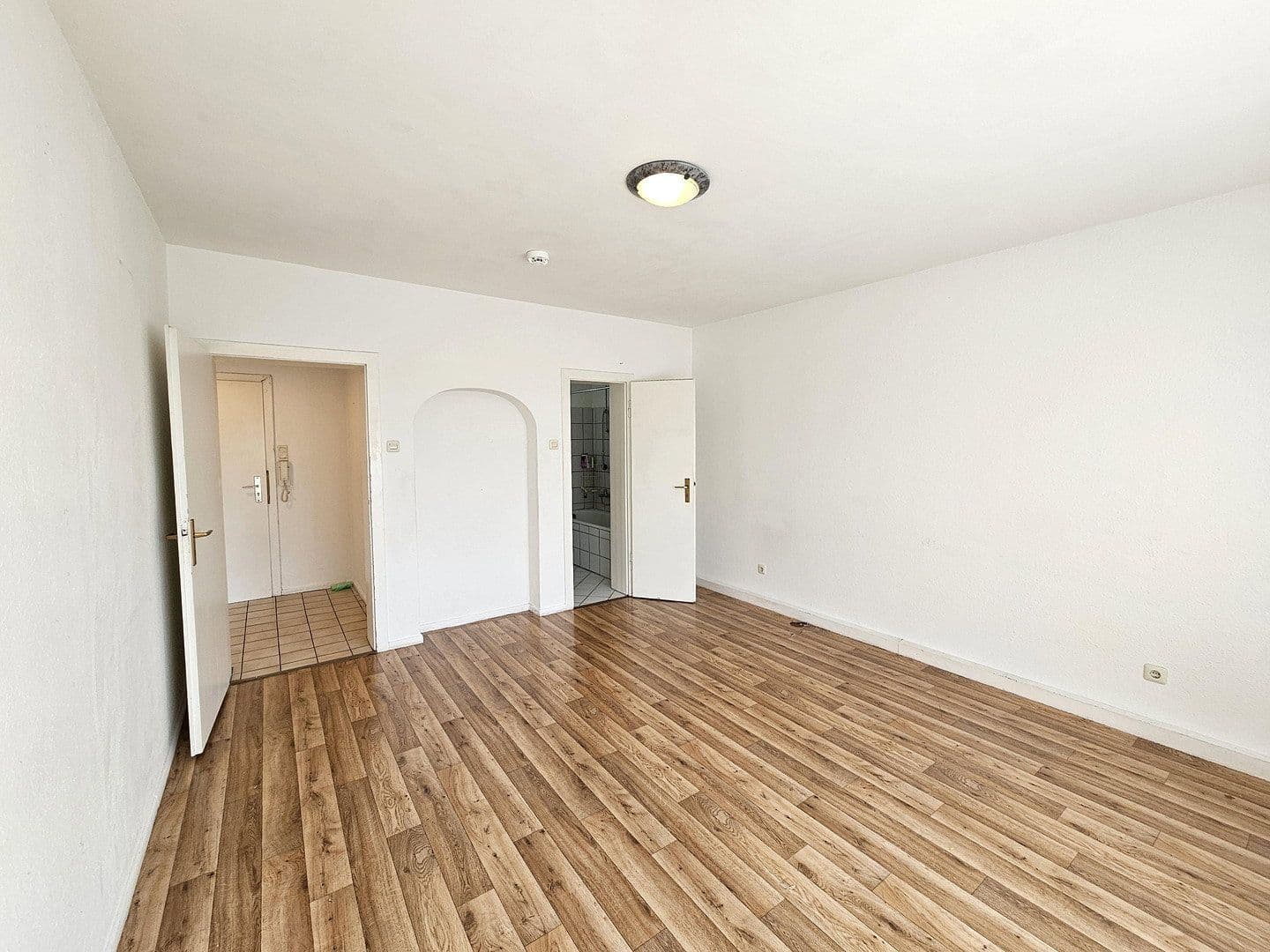 Prodej bytu 2+1 46 m², Sonnenstr. 36, Düsseldorf, Severní Porýní-Vestfálsko Prodej bytu 2+1 46 m², Sonnenstr. 36, Düsseldorf, Severní Porýní-Vestfálsko
