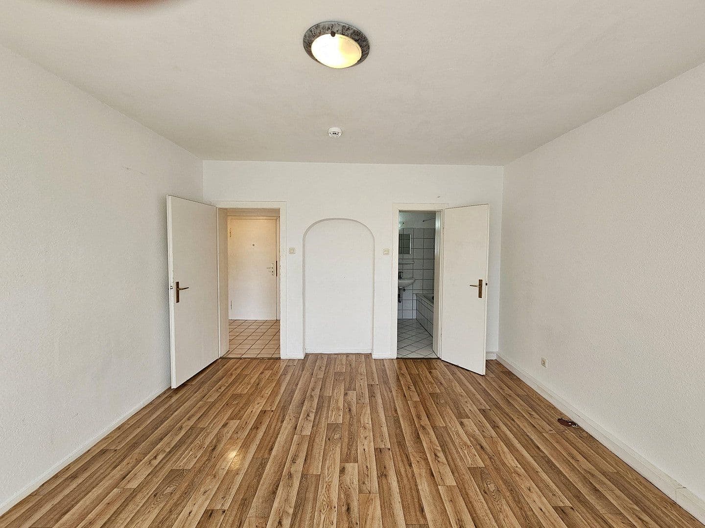 Prodej bytu 2+1 46 m², Sonnenstr. 36, Düsseldorf, Severní Porýní-Vestfálsko Prodej bytu 2+1 46 m², Sonnenstr. 36, Düsseldorf, Severní Porýní-Vestfálsko