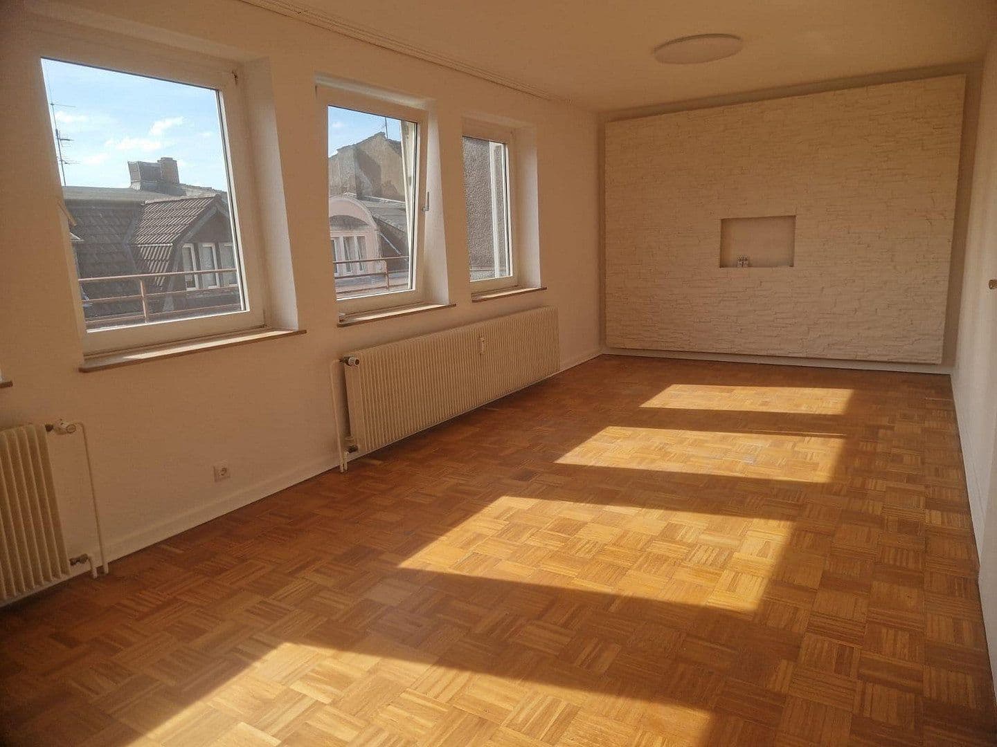 Pronájem bytu 2+kk 62 m², Lothringer Str. 07-15, Oberhausen, Severní Porýní-Vestfálsko Pronájem bytu 2+kk 62 m², Lothringer Str. 07-15, Oberhausen, Severní Porýní-Vestfálsko