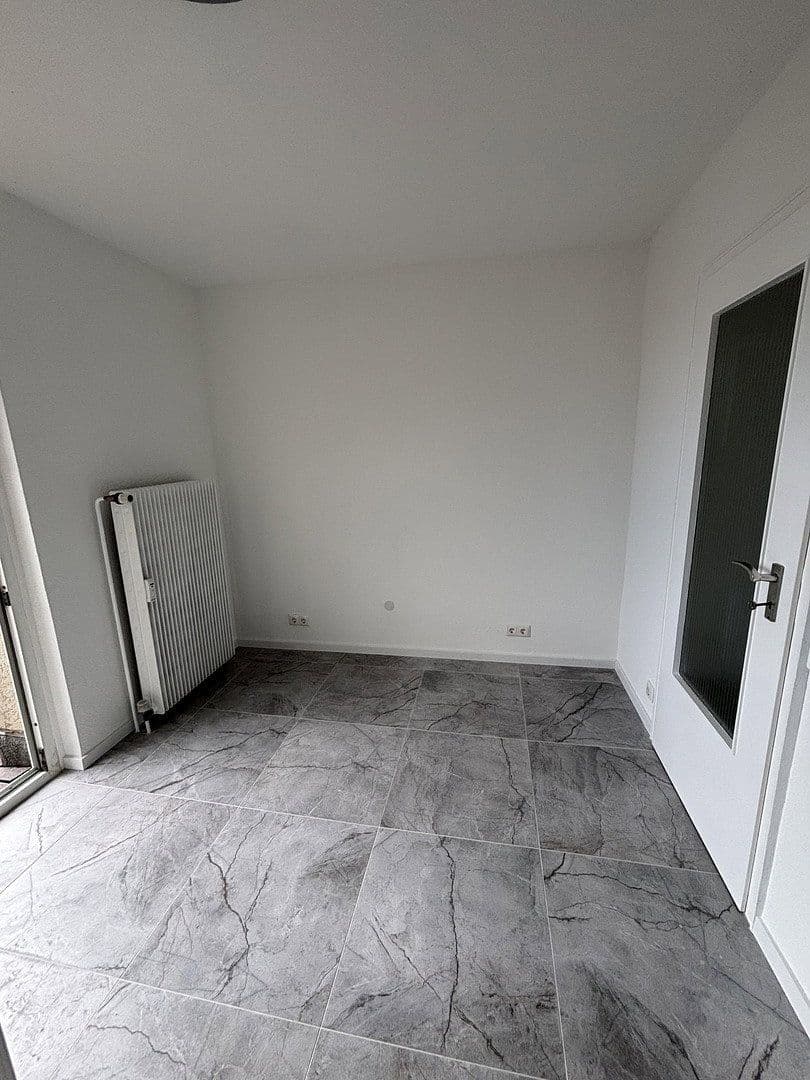 Pronájem bytu 2+kk 62 m², Lothringer Str. 07-15, Oberhausen, Severní Porýní-Vestfálsko Pronájem bytu 2+kk 62 m², Lothringer Str. 07-15, Oberhausen, Severní Porýní-Vestfálsko