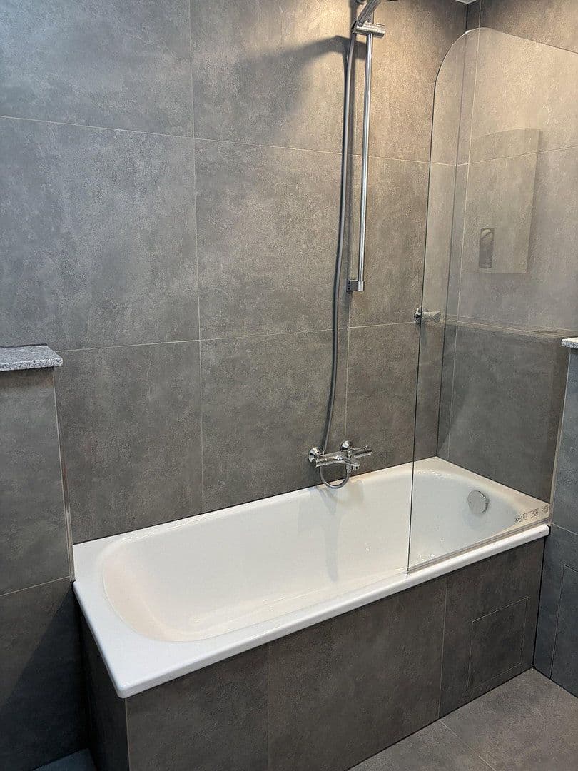Pronájem bytu 2+kk 62 m², Lothringer Str. 07-15, Oberhausen, Severní Porýní-Vestfálsko Pronájem bytu 2+kk 62 m², Lothringer Str. 07-15, Oberhausen, Severní Porýní-Vestfálsko