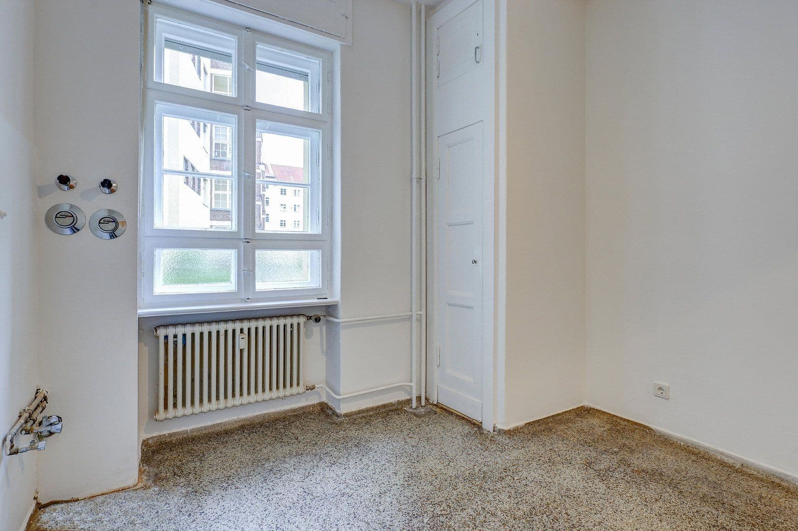 Prodej bytu 2+1 59 m², Berlin, Berlín Prodej bytu 2+1 59 m², Berlin, Berlín