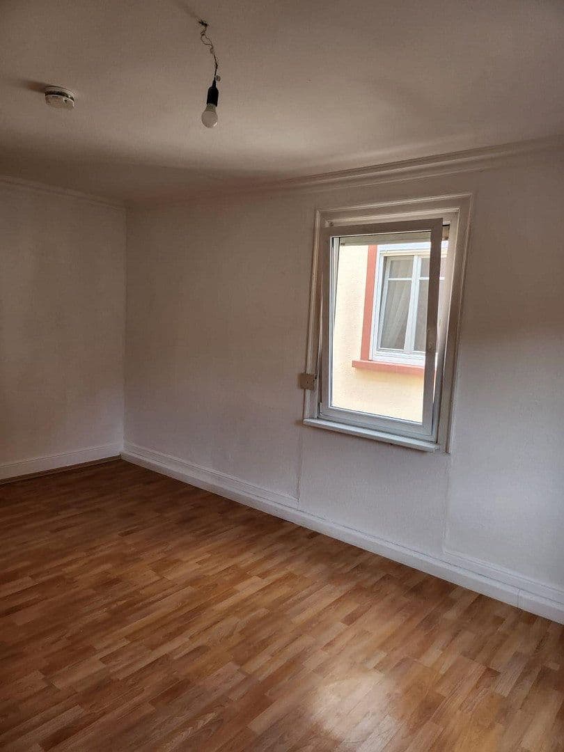 Pronájem bytu 4+1 92 m², Tösstrasse 2, Schramberg, Bádensko-Württembersko Pronájem bytu 4+1 92 m², Tösstrasse 2, Schramberg, Bádensko-Württembersko