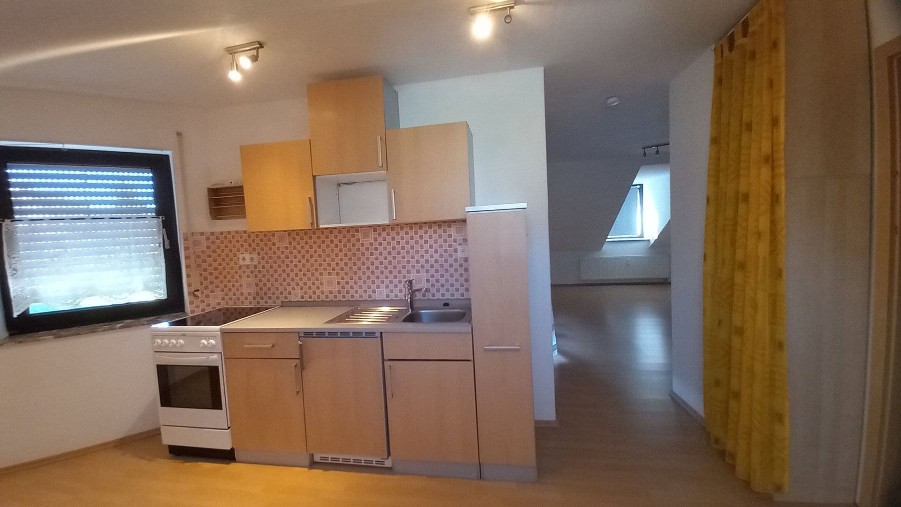 Pronájem bytu 2+1 60 m², Heidenheim, Bavorsko Pronájem bytu 2+1 60 m², Heidenheim, Bavorsko