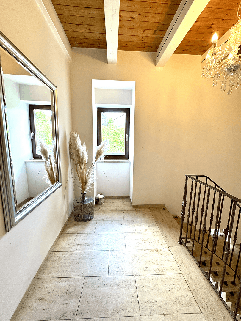 Prodej domu 286 m², pozemek 450 m², Höchberg, Bavorsko Prodej domu 286 m², pozemek 450 m², Höchberg, Bavorsko