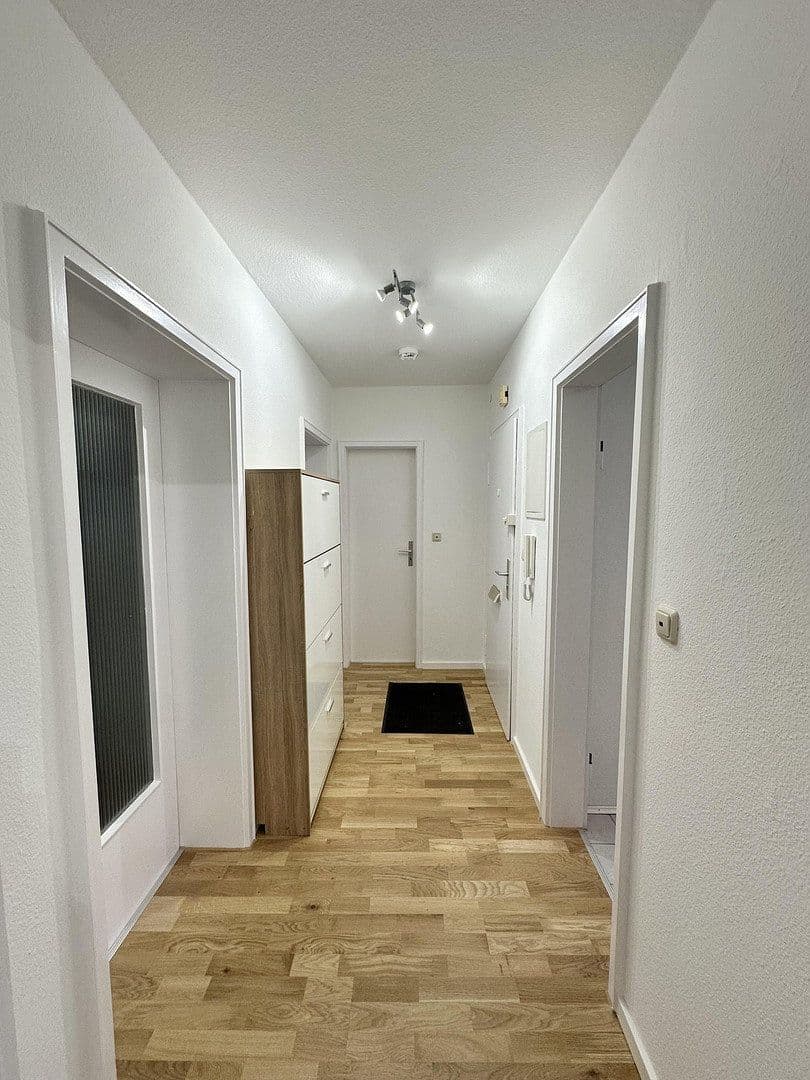 Pronájem bytu 1+1 70 m², Leopoldstr 57, München, Bavorsko Pronájem bytu 1+1 70 m², Leopoldstr 57, München, Bavorsko
