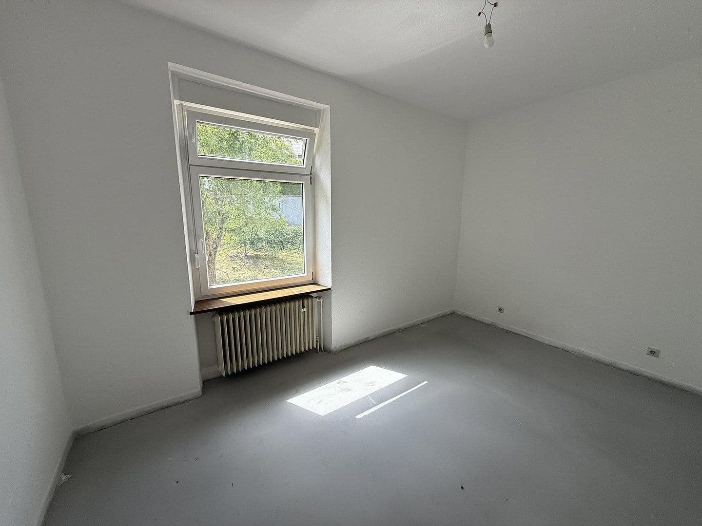 Prodej domu 262 m², pozemek 376 m², In der Märtschelt 8, Cochem, Porýní-Falc Prodej domu 262 m², pozemek 376 m², In der Märtschelt 8, Cochem, Porýní-Falc