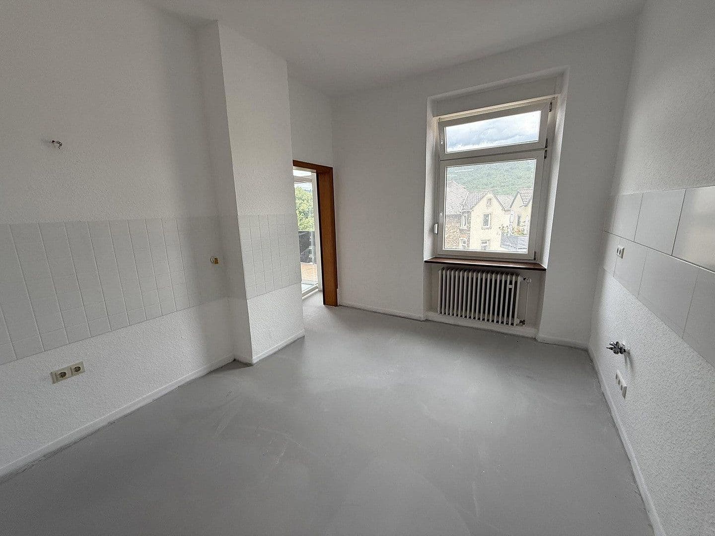 Prodej domu 262 m², pozemek 376 m², In der Märtschelt 8, Cochem, Porýní-Falc Prodej domu 262 m², pozemek 376 m², In der Märtschelt 8, Cochem, Porýní-Falc