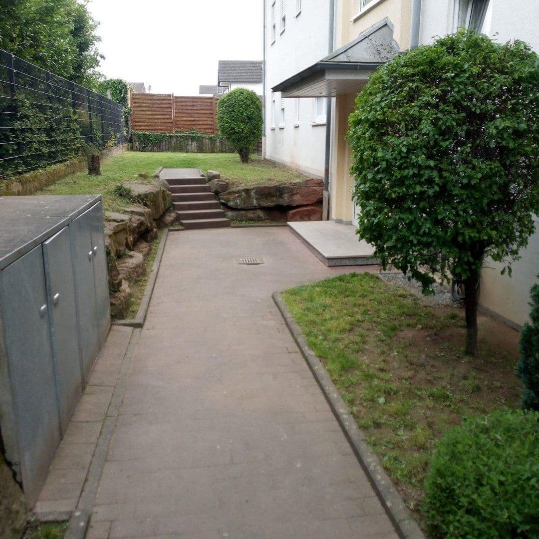 Pronájem bytu 3+1 75 m², Sudetenstraße 1, Klingenberg am Main, Bavorsko Pronájem bytu 3+1 75 m², Sudetenstraße 1, Klingenberg am Main, Bavorsko