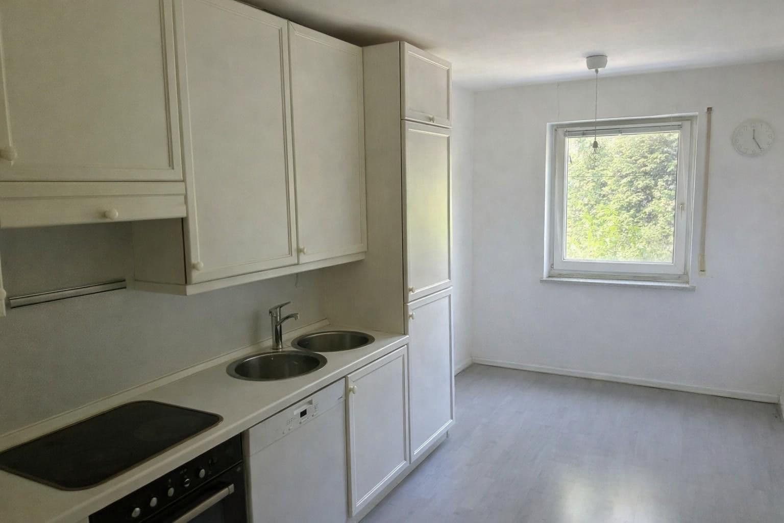 Pronájem bytu 3+1 117 m², Bemediktenwandstraße 5, München, Bavorsko Pronájem bytu 3+1 117 m², Bemediktenwandstraße 5, München, Bavorsko