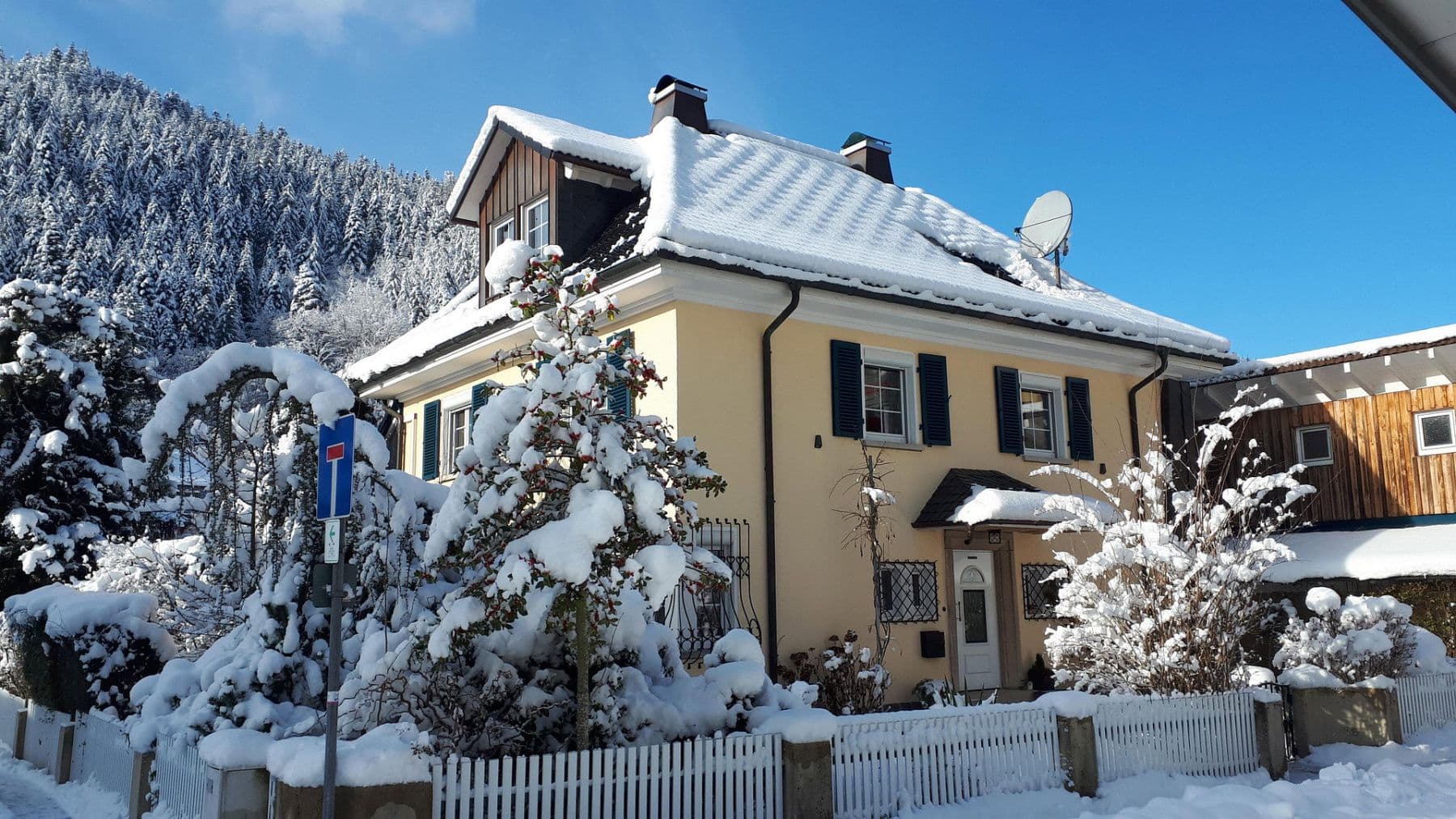 Prodej domu 200 m², pozemek 778 m², Hornberg, Bádensko-Württembersko Prodej domu 200 m², pozemek 778 m², Hornberg, Bádensko-Württembersko