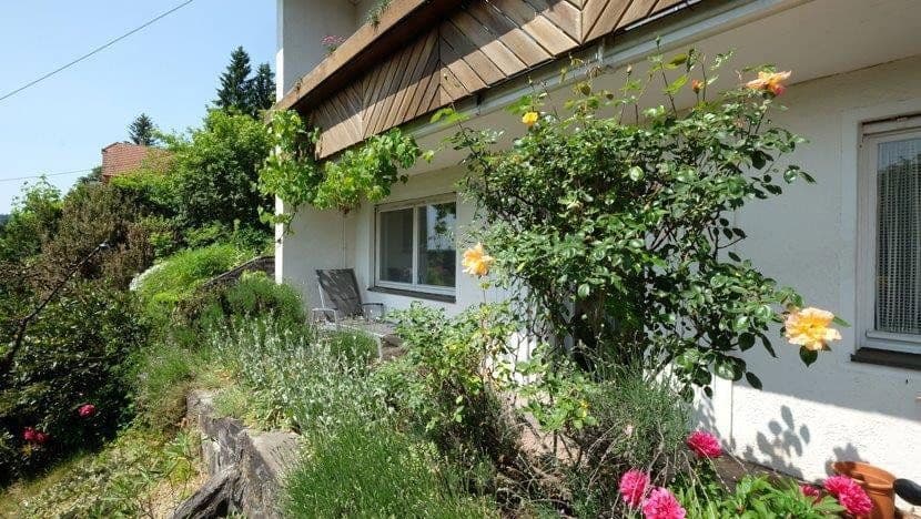 Prodej domu 125 m², pozemek 866 m², Obere Zeiselbergstraße 23, Schwäbisch Gmünd, Bádensko-Württembersko Prodej domu 125 m², pozemek 866 m², Obere Zeiselbergstraße 23, Schwäbisch Gmünd, Bádensko-Württembersko