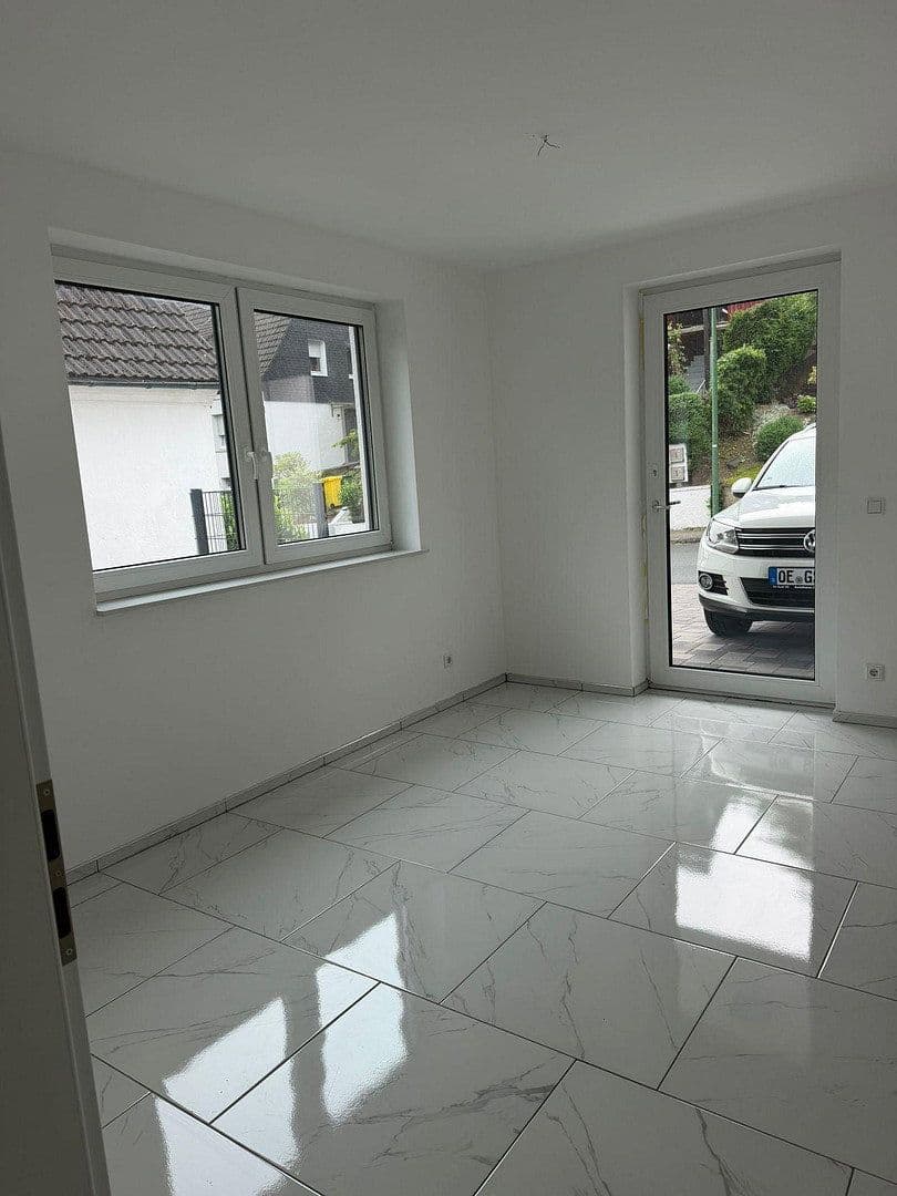 Pronájem bytu 2+1 60 m², Rhoderweg 16, Olpe, Severní Porýní-Vestfálsko Pronájem bytu 2+1 60 m², Rhoderweg 16, Olpe, Severní Porýní-Vestfálsko