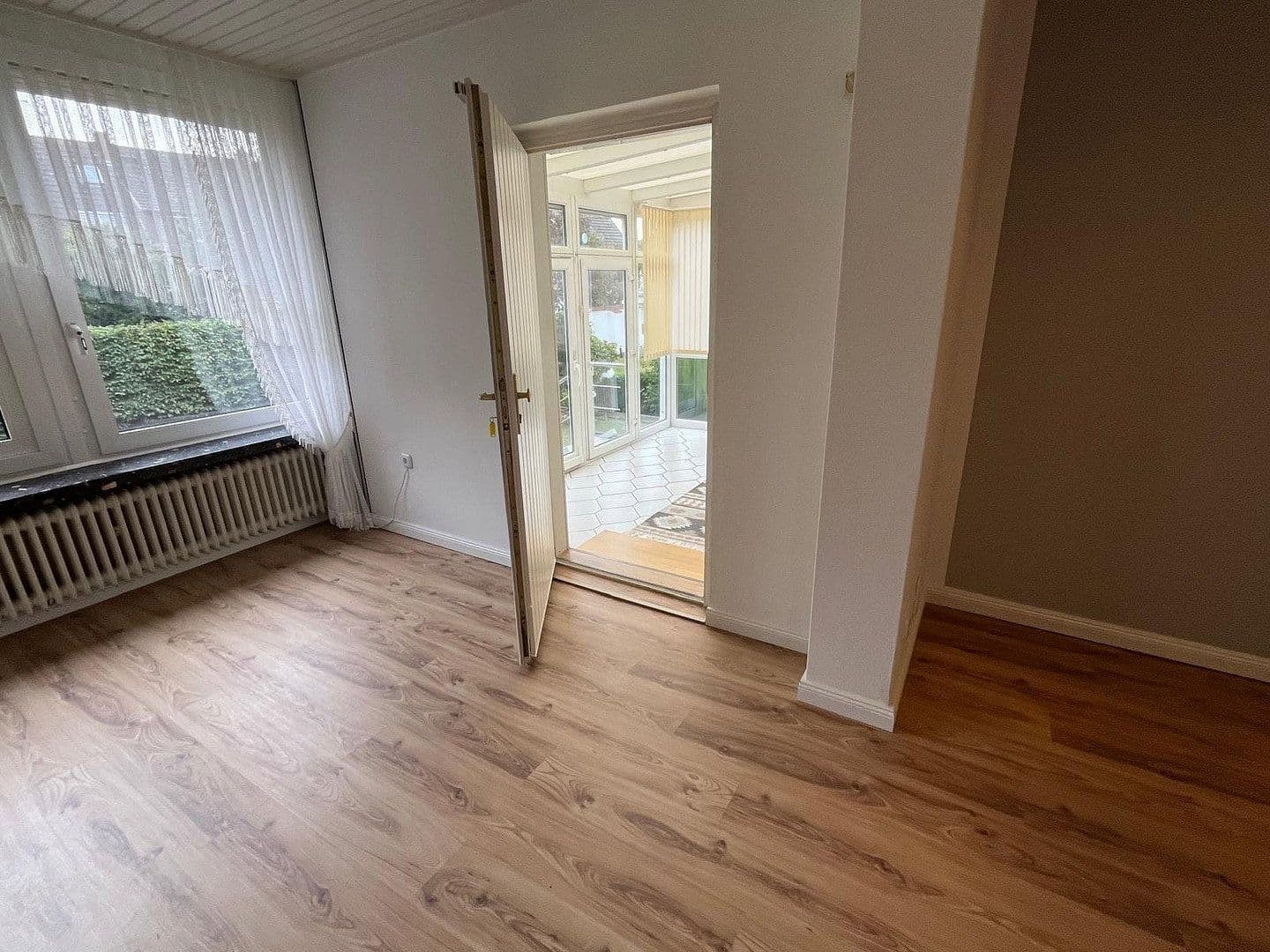 Prodej domu 215 m², pozemek 659 m², Hannover, Dolní Sasko Prodej domu 215 m², pozemek 659 m², Hannover, Dolní Sasko