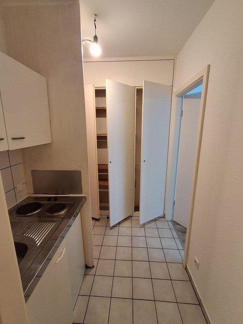 Pronájem bytu 1+1 26 m², Bäuminghausstr. 153, Essen, Severní Porýní-Vestfálsko Pronájem bytu 1+1 26 m², Bäuminghausstr. 153, Essen, Severní Porýní-Vestfálsko
