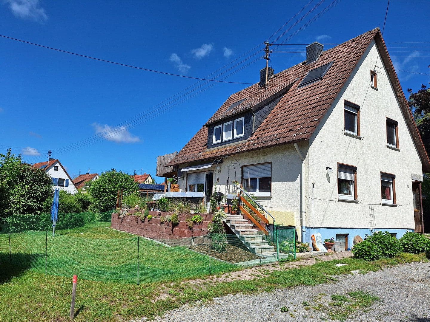 Pronájem domu 115 m², pozemek 583 m², Mainhardt, Bádensko-Württembersko Pronájem domu 115 m², pozemek 583 m², Mainhardt, Bádensko-Württembersko