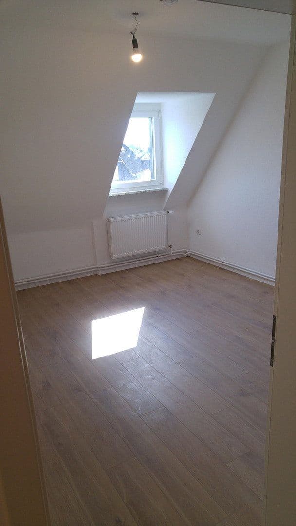 Pronájem bytu 2+kk 45 m², Wittenerstr 123, Bochum, Severní Porýní-Vestfálsko Pronájem bytu 2+kk 45 m², Wittenerstr 123, Bochum, Severní Porýní-Vestfálsko