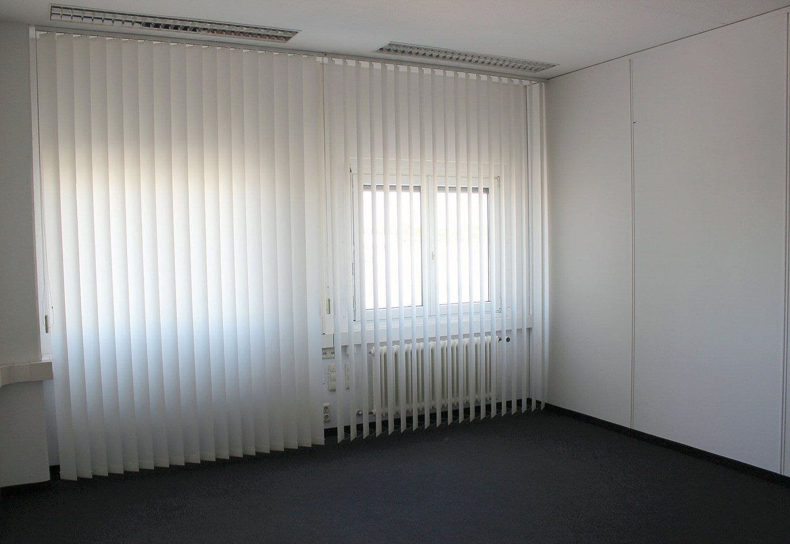 Pronájem kanceláře 26 m², Brixenerstr. 8, Augsburg, Bavorsko Pronájem kanceláře 26 m², Brixenerstr. 8, Augsburg, Bavorsko