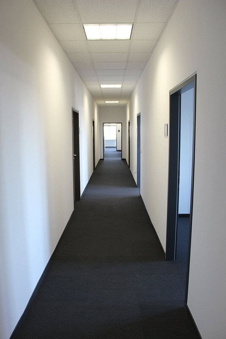 Pronájem kanceláře 26 m², Brixenerstr. 8, Augsburg, Bavorsko Pronájem kanceláře 26 m², Brixenerstr. 8, Augsburg, Bavorsko