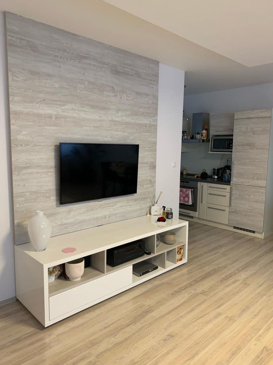 Pronájem bytu 2+1 64 m², Dúbravka, Bratislavský kraj Pronájem bytu 2+1 64 m², Dúbravka, Bratislavský kraj
