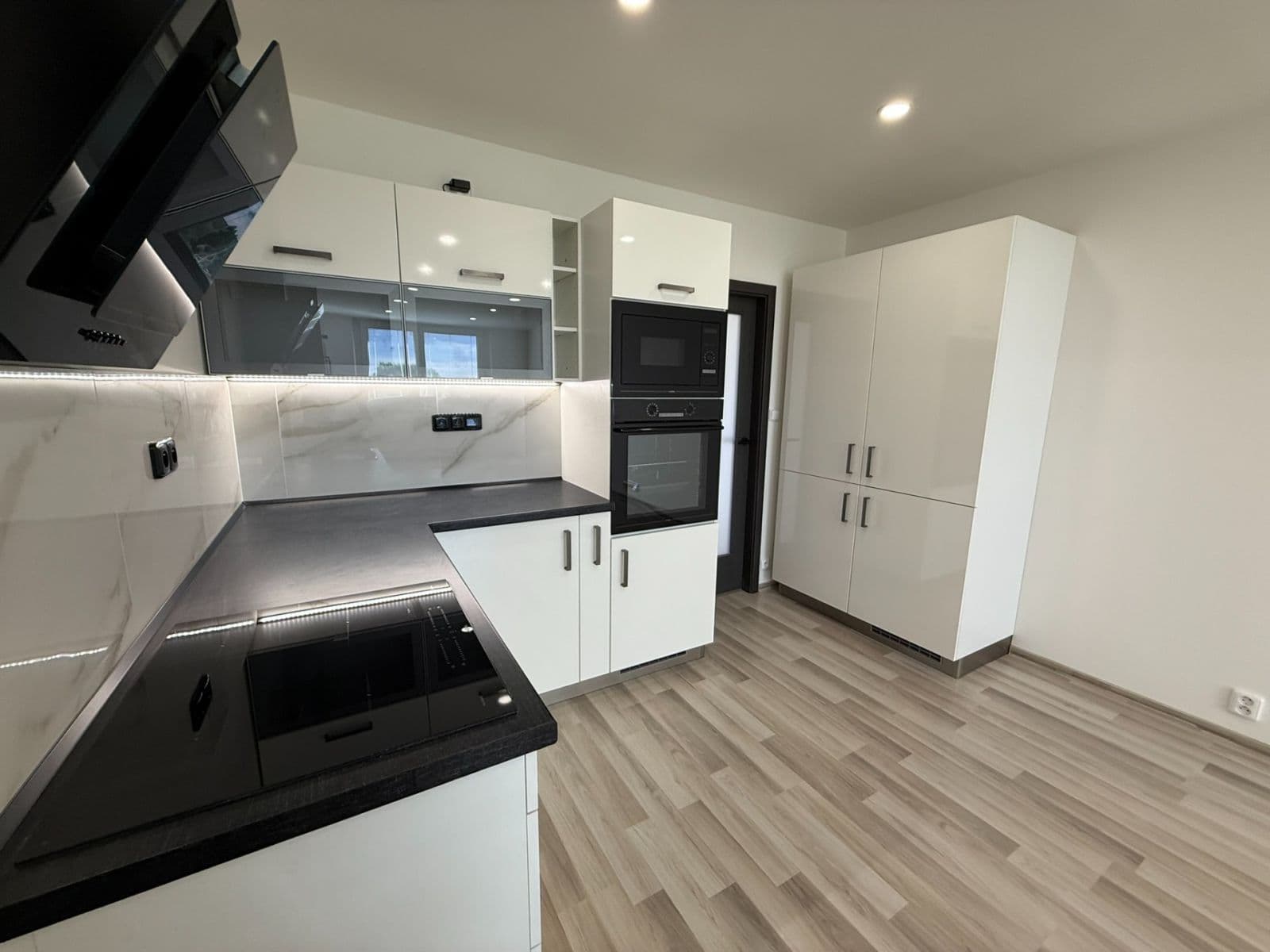 Prodej bytu 3+kk 60 m², Brandlova, Hodonín, Jihomoravský kraj Prodej bytu 3+kk 60 m², Brandlova, Hodonín, Jihomoravský kraj
