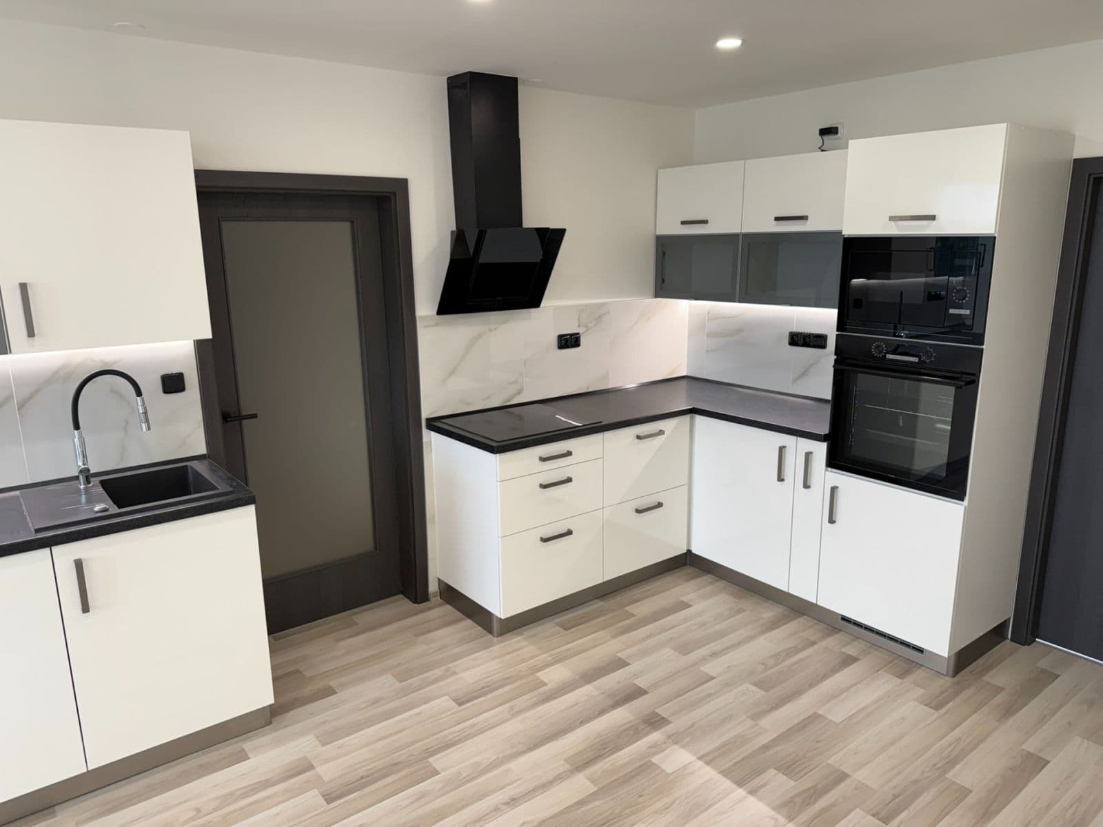 Prodej bytu 3+kk 60 m², Brandlova, Hodonín, Jihomoravský kraj Prodej bytu 3+kk 60 m², Brandlova, Hodonín, Jihomoravský kraj