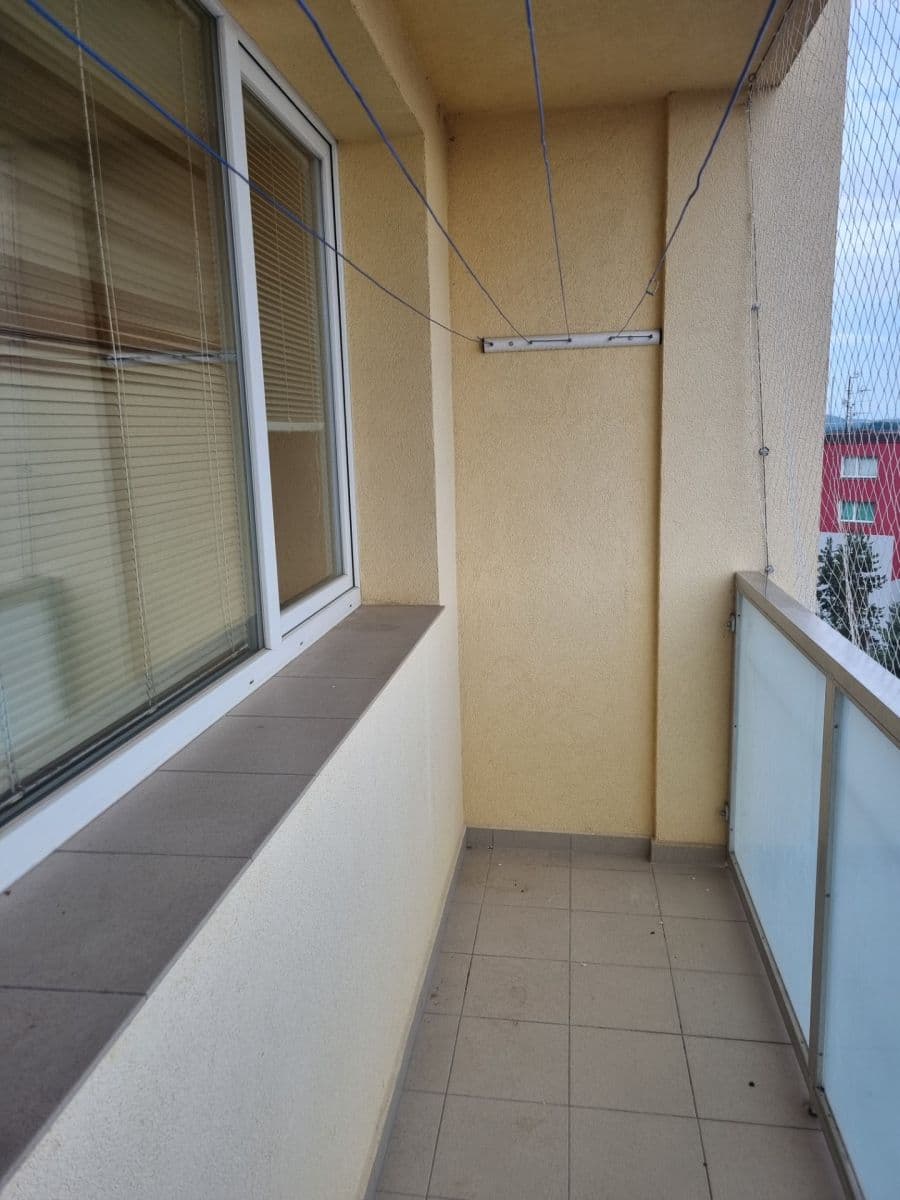 Pronájem bytu 3+1 70 m², Jihlavská, Česká Lípa, Liberecký kraj Pronájem bytu 3+1 70 m², Jihlavská, Česká Lípa, Liberecký kraj