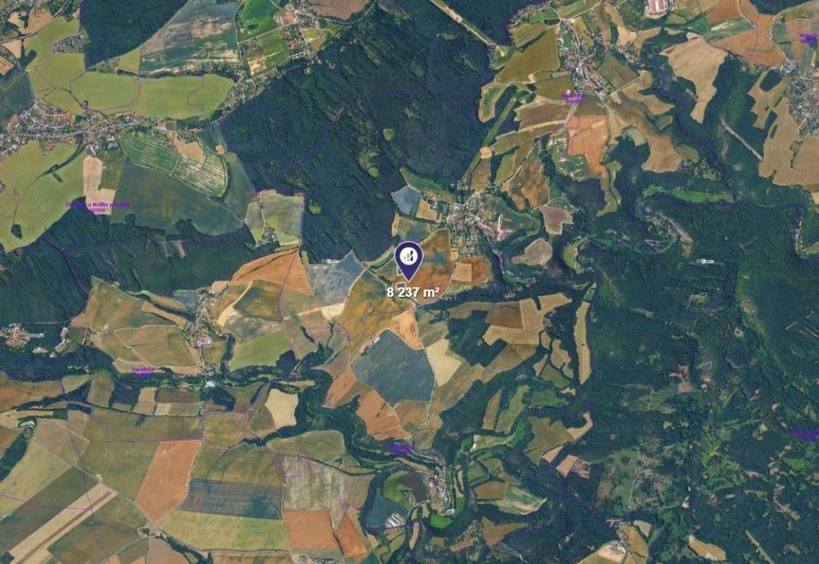Prodej pozemku 8.237 m², Bratřínov, Středočeský kraj Prodej pozemku 8.237 m², Bratřínov, Středočeský kraj