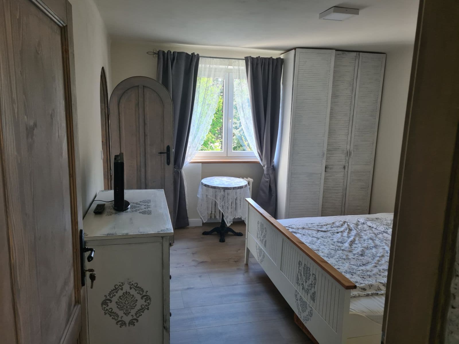 Pronájem bytu 3+1 81 m², Evropská, Praha, Praha Pronájem bytu 3+1 81 m², Evropská, Praha, Praha