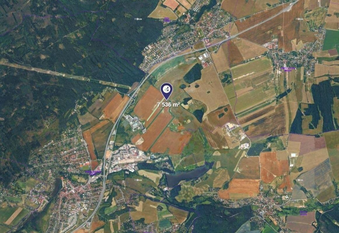 Prodej pozemku 7.536 m², Mníšek pod Brdy, Středočeský kraj Prodej pozemku 7.536 m², Mníšek pod Brdy, Středočeský kraj