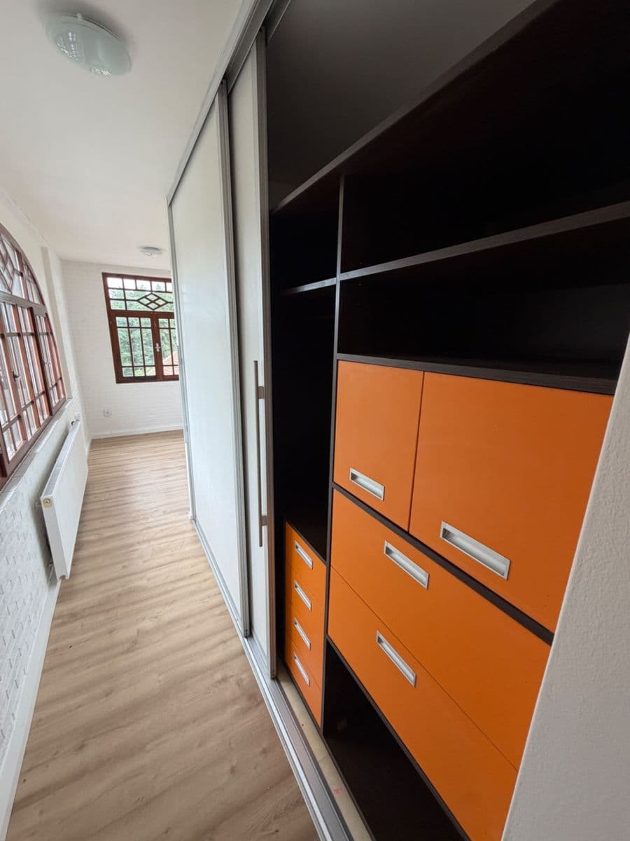 Pronájem bytu 2+kk 37 m², Vinořské náměstí, Praha, Praha Pronájem bytu 2+kk 37 m², Vinořské náměstí, Praha, Praha