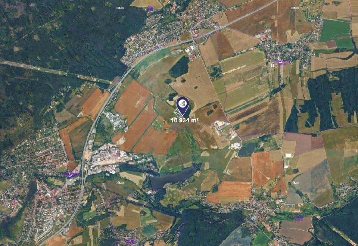 Prodej pozemku 10.934 m², Mníšek pod Brdy, Středočeský kraj Prodej pozemku 10.934 m², Mníšek pod Brdy, Středočeský kraj