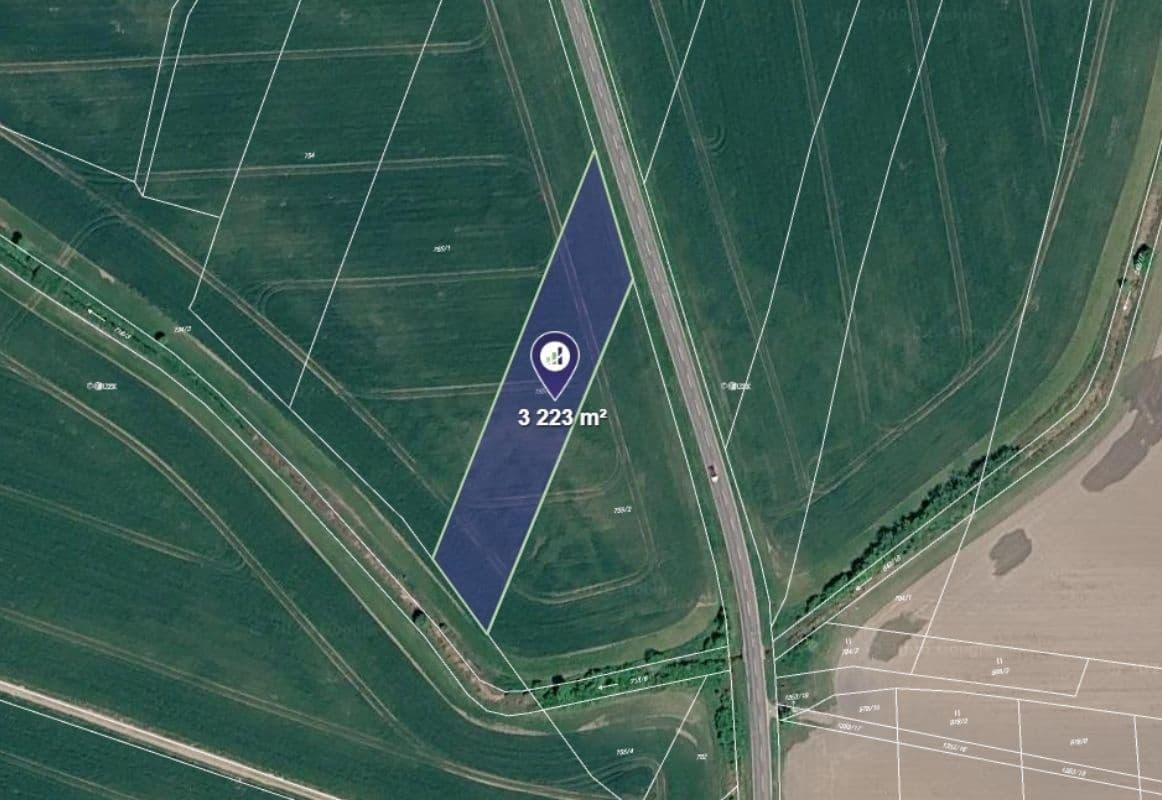 Prodej pozemku 3.223 m², Vysoká nad Labem, Královéhradecký kraj Prodej pozemku 3.223 m², Vysoká nad Labem, Královéhradecký kraj
