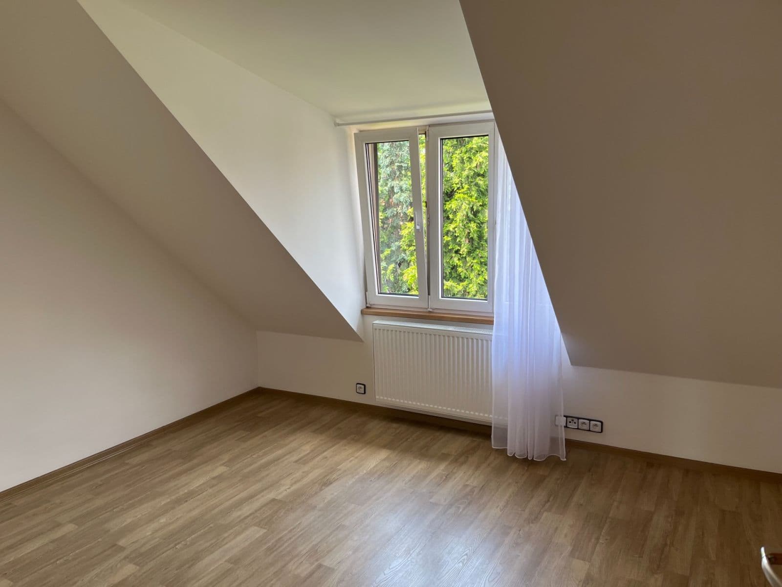 Pronájem domu 180 m², pozemek 800 m², Kazaňská, Praha, Praha Pronájem domu 180 m², pozemek 800 m², Kazaňská, Praha, Praha