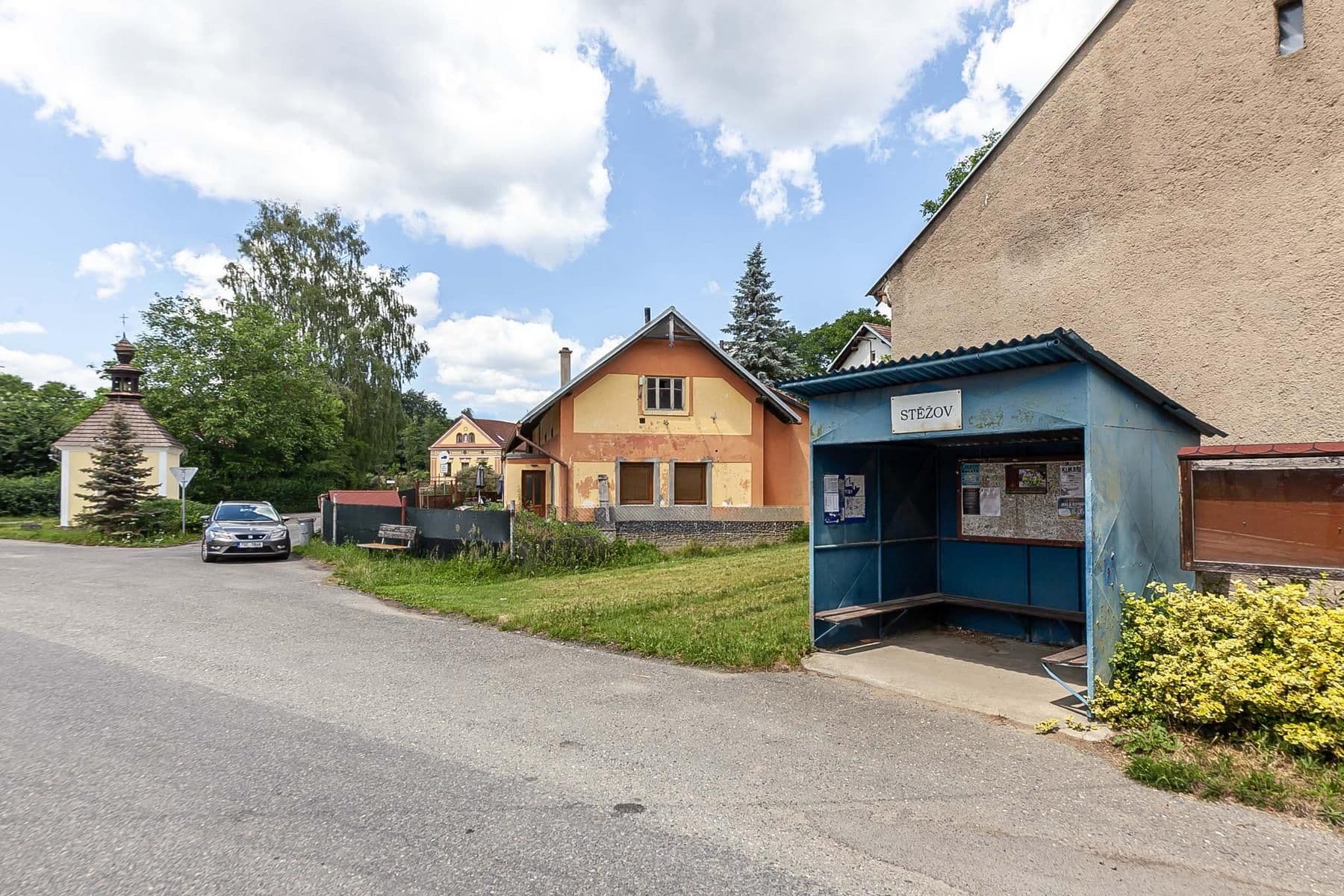 Prodej pozemku 1.449 m², Milín, Středočeský kraj Prodej pozemku 1.449 m², Milín, Středočeský kraj